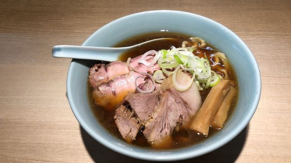 「チャーシュー(肩ロース)中華そば・醤油¥1,300」@まるえ中華そばの写真