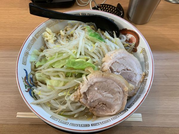 「小ラーメン850円+ライス100円」@豚山 栄店の写真
