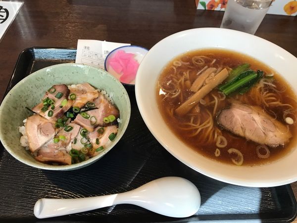 「ラーメンセット800円」@中華 あづま軒の写真