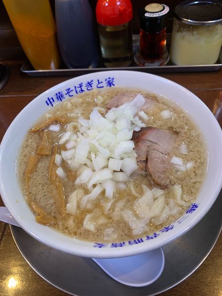 「背脂煮干中華そば」@燕三条中華そば ぎと家 武里本店の写真