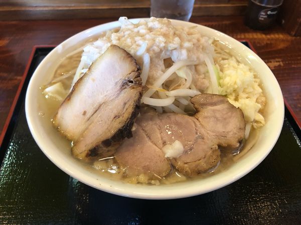 「富士ラーメン（プチ）（880円）ニンニクアブラ」@ラーメン富士松の写真