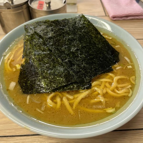 「ラーメン(800円) 大盛り(150円)」@らすた 代々木支店の写真