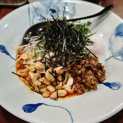 汁なしタンタン麺