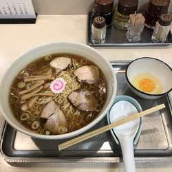 中華麺　生卵