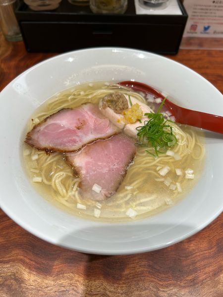 「塩ラーメン」@三馬路 東京店の写真