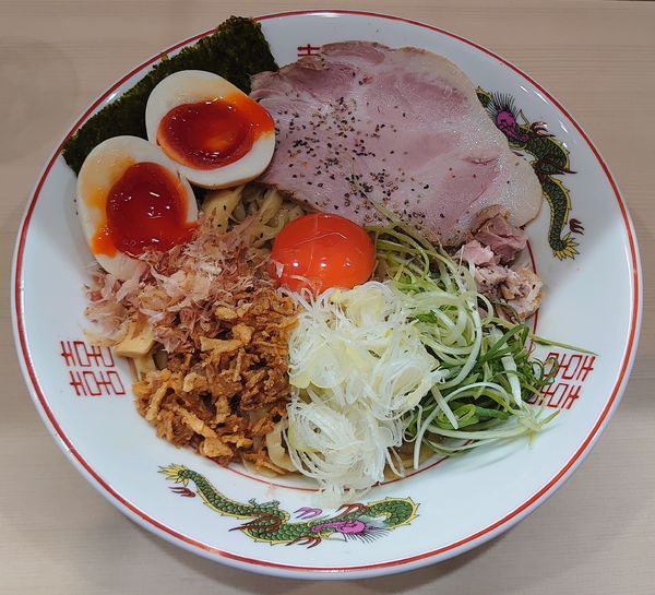 「味玉地鶏と濃い玉のまぜそば(1070円)」@手揉み中華そば 中村の写真