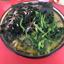 ラーメン　大盛り　チャーシュー