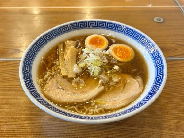 「飛騨高山中華そば 味玉付」@豆天狗 本店の写真