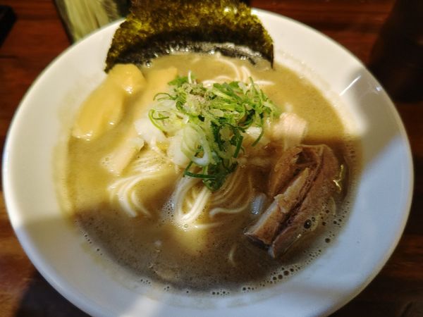 「濃厚煮干しそば」@いりにぼの写真