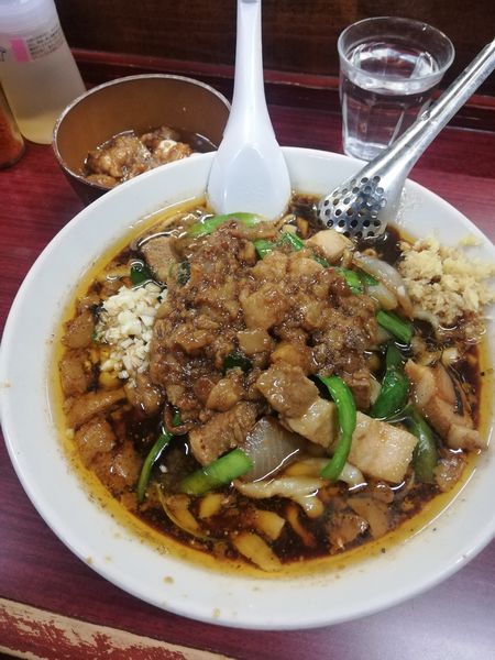 「スタ満そば900円＋アブラまさお110円」@元祖スタミナ満点らーめん すず鬼の写真