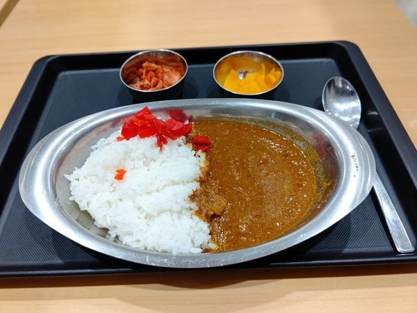 「ラッキーカレー(中盛・220g・中辛)980円」@ラッキー食堂ぐんま軒の写真