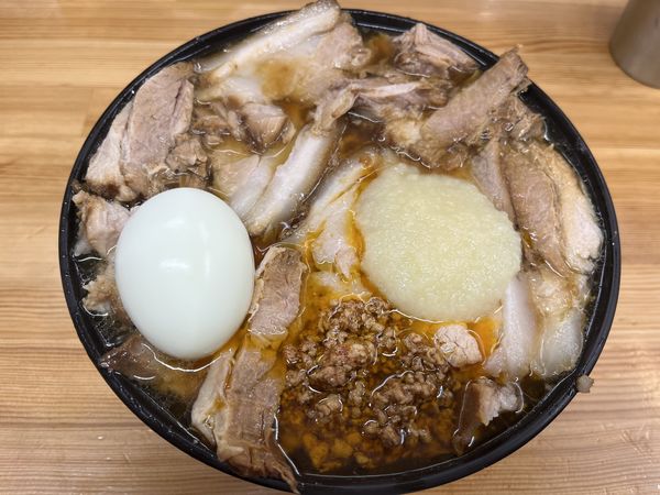 「半辛チャーシュー麺中盛ゆで玉子ニンニク」@北大塚ラーメンの写真
