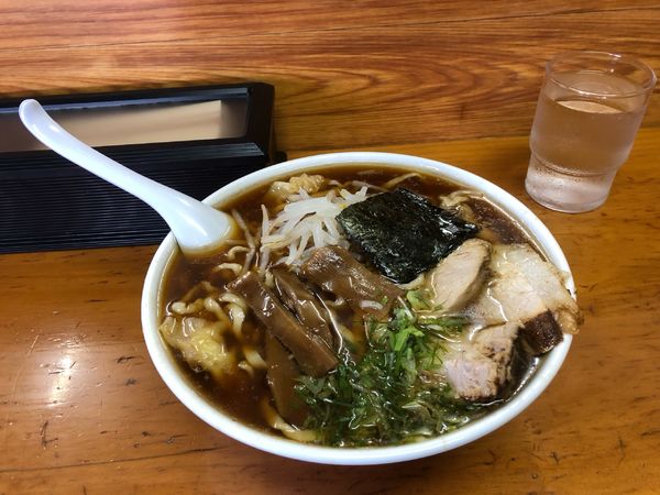 「ワンタンメン」@支那ラーメン 桂山の写真