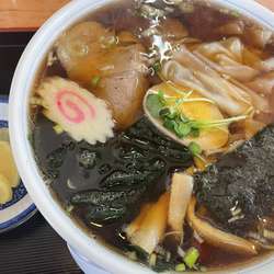 ワンタンメン850円