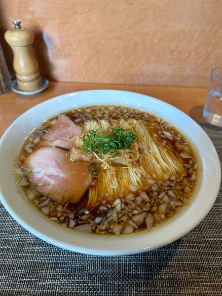 「『玉ねぎ中華そば特大』　950円」@柴崎亭の写真