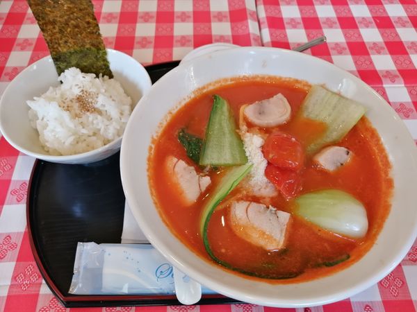 「トマトラーメン　890円」@Lunaの世界の写真