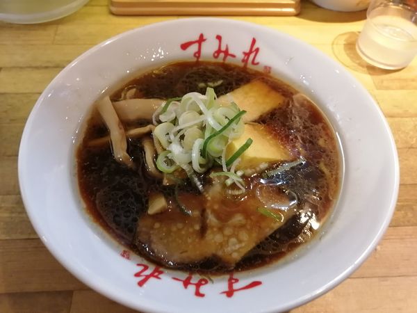 「醤油　　ハーフ　　680円」@すみれ 横浜店の写真