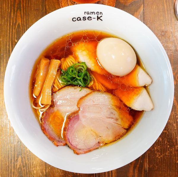「特製らぁめん（醤油）＋クラフトビール①」@ramen case-Kの写真