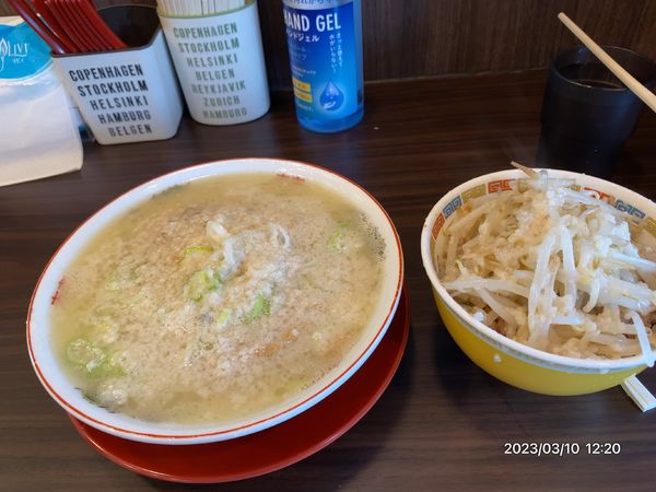 「濃厚背脂ラーメン チャーシュー丼」@背脂らーめん 背脂チャチャチャの写真