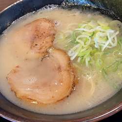 博多ラーメン730円