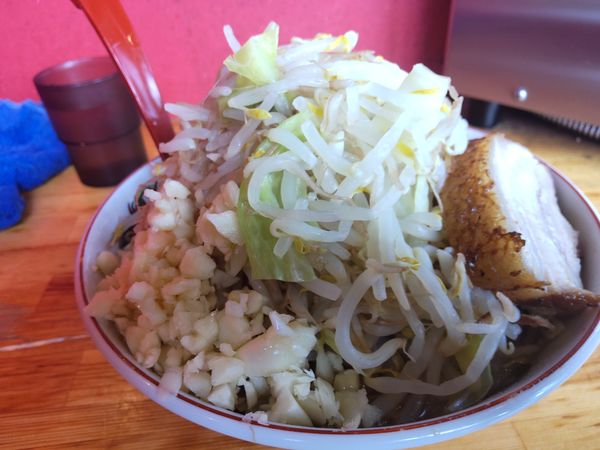 「ラーメン850円、ニンニク」@ブタハトモダチニボシハシンユウの写真