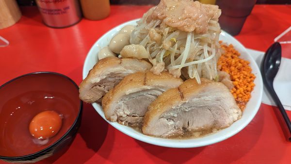 「ラーメン小全マシ」@ラーメン鷹の目 北千住店の写真