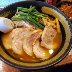 うまい肉と麺の店 ヨネ家の画像