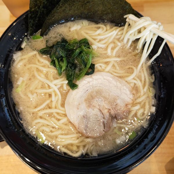 「塩ラーメン＋麺増し(790円)」@横浜家系ラーメン 飛龍家の写真