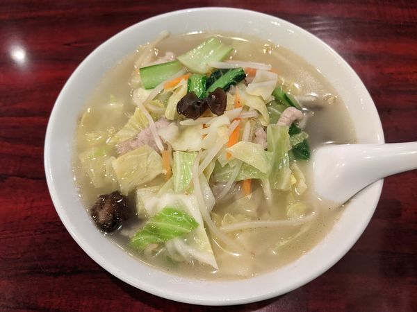 「タン麺(塩味)：700円」@中華料理 東海飯店の写真