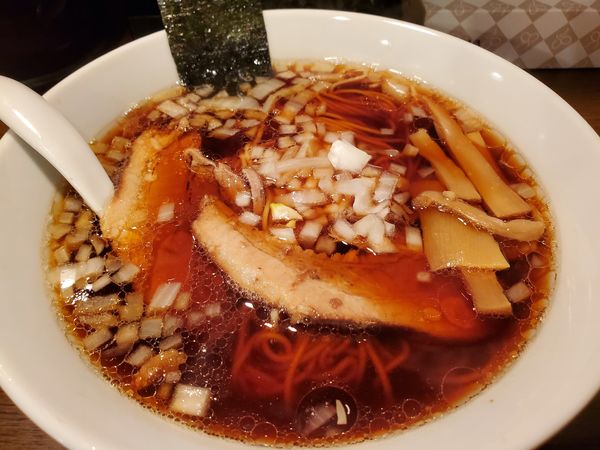 「ラーメン・ブラックスープ仕様」@なないろ食堂の写真