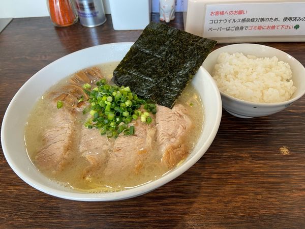 「限定豚トロチャーシューSio豚骨 1000円 ＋ライス100円」@麺屋 三四郎の写真
