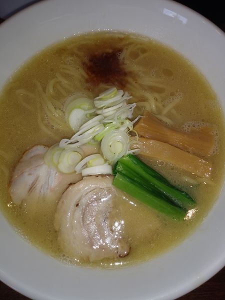 「とろり(醤油)」@ラーメンいづるの写真