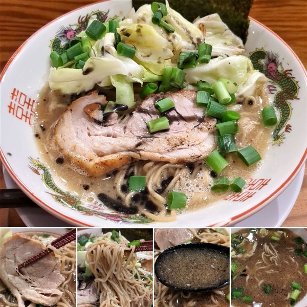 「らーめん基味キャベツとマー油のせレギュラー　1000円」@富士らーめんの写真