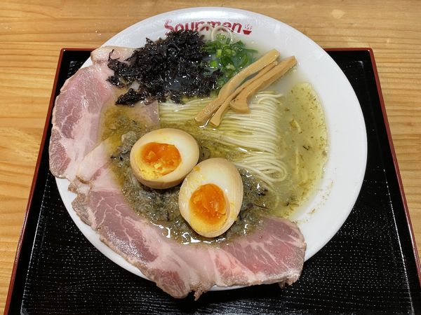 「金豚王牡蠣塩らぁ麺味玉付」@Soupmenの写真