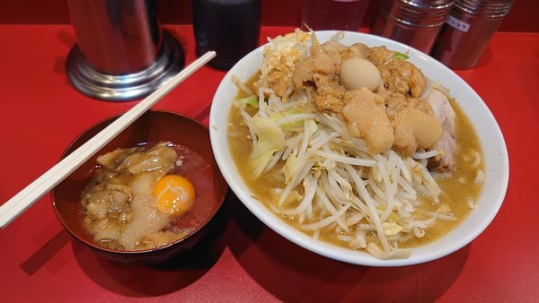 「ラーメン少な目/脂生卵/ニンニク、脂」@麺屋HEROの写真