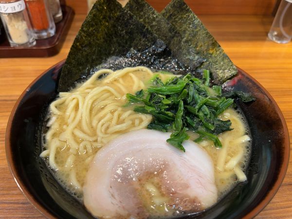 「醤油ラーメン」@横浜家系ラーメン 野田家の写真