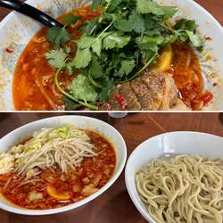 トムヤムクン つけ麺 パクチー