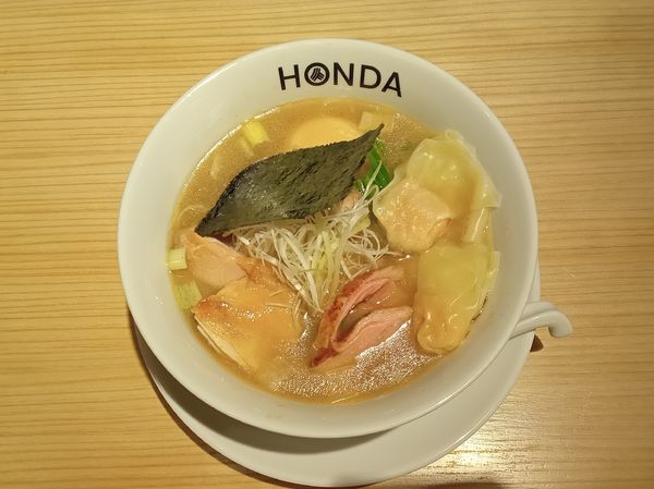 「らぁめん(塩) 特上」@本田麺業 神田西口駅前店の写真