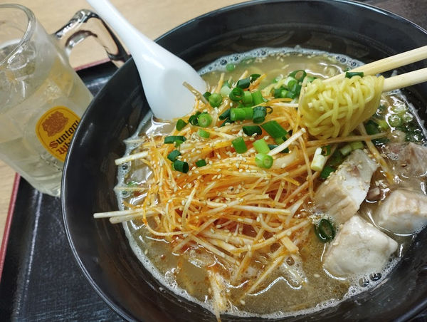 「ねぎチャーシュー麺(680)＋ハイボール(108)」@華盛園の写真