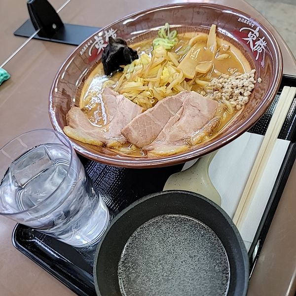 「新潟濃厚味噌ラーメン」@潟食の写真