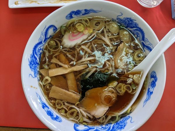 「支那そば(750円)」@支那そばの店 見晴亭 宮側店の写真