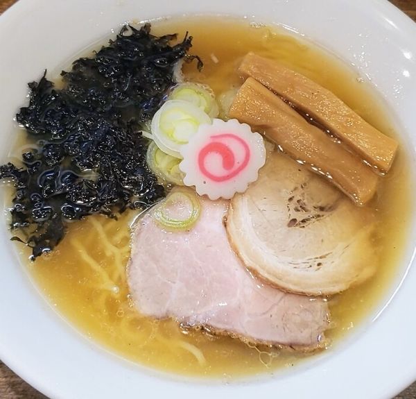 「いづるラーメン～さらり～醤油 ９００円」@ラーメンいづるの写真