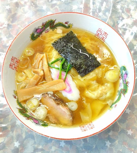 「ワンタン麺 800円」@仙成の写真