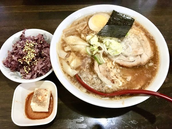 「たまり醤油ラーメン(780-78=702￥)」@ふうふう亭の写真