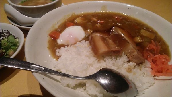 「豚角煮カレー 1430円」@新世界菜館の写真