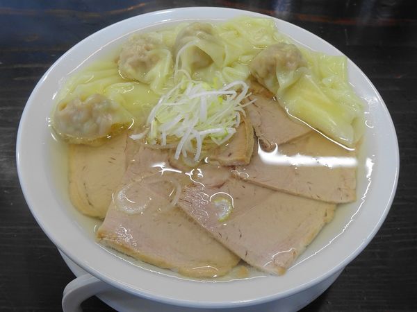 「会津山塩と帆立のワンタンチャーシューメン：並（1480円）」@うえんで 山鹿店の写真