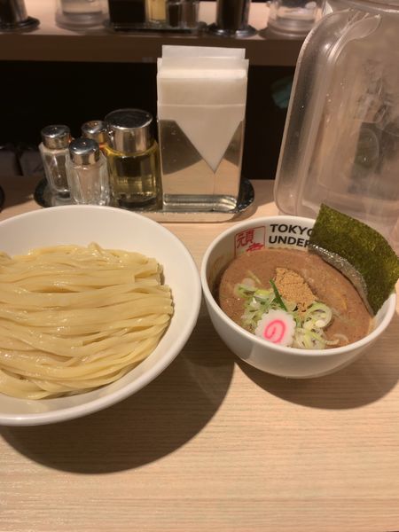 「つけめん(濃厚・中 930円)」@TOKYO UNDER GROUND RAMEN 頑者の写真