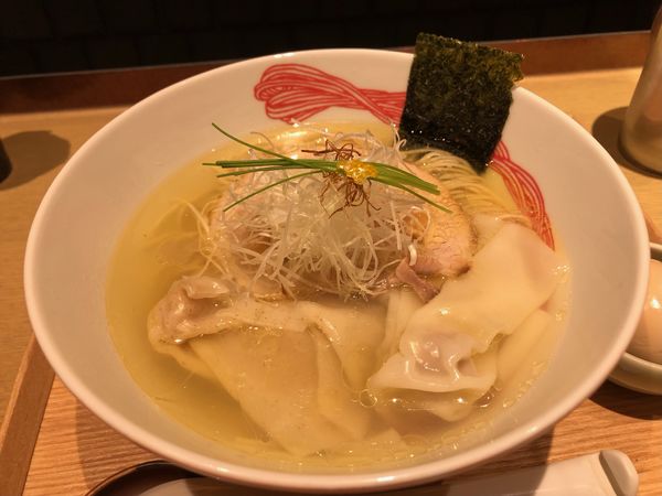 「塩らぁ麺」@NIPPON RAMEN 凛 TOKYOの写真