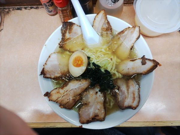 「塩チャーシューメン  ﾒﾝﾏ抜き」@雨風本舗の写真