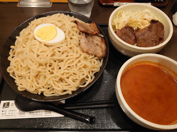 「ユッケジャンつけめんとミニ牛タン丼定食(990円)」@うらいちの写真